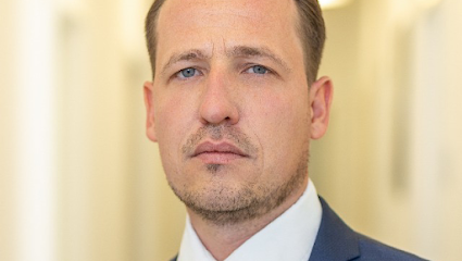 Rechtsanwalt Felix Hägele | Anwalt und Strafverteidiger | Fachanwalt für Strafrecht Augsburg 1 Rechtsanwalt Rechtsanwalt Felix Hägele | Anwalt und Strafverteidiger | Fachanwalt für Strafrecht Augsburg