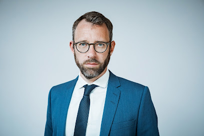 Rechtsanwalt Sebastian Baur 1 Rechtsanwalt Rechtsanwalt Sebastian Baur