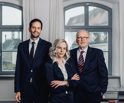 Rechtsanwälte Dlugosch Dr. Lintz Hammermüller LL.M. 1 Rechtsanwalt Rechtsanwälte Dlugosch Dr. Lintz Hammermüller LL.M.