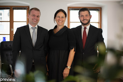 Rechtsanwaltskanzlei Dr. Staudinger & Gebhardt 1 Rechtsanwalt Rechtsanwaltskanzlei Dr. Staudinger & Gebhardt