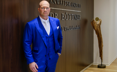Consultatio Strafverteidiger - Rechtsanwalt und Fachanwalt für Strafrecht in Hamburg 4 Rechtsanwalt Strafverteidiger Dr. Böttner Rechtsanwalt Fachanwalt für Strafrecht