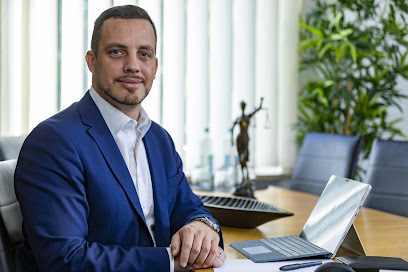 Werner Hamm - Anwalt - Rechtsanwalt - Fachanwalt für Strafrecht - Fachanwalt für Steuerrecht - Strafverteidiger 1 Rechtsanwalt Werner Hamm - Anwalt - Rechtsanwalt - Fachanwalt für Strafrecht - Fachanwalt für Steuerrecht - Strafverteidiger